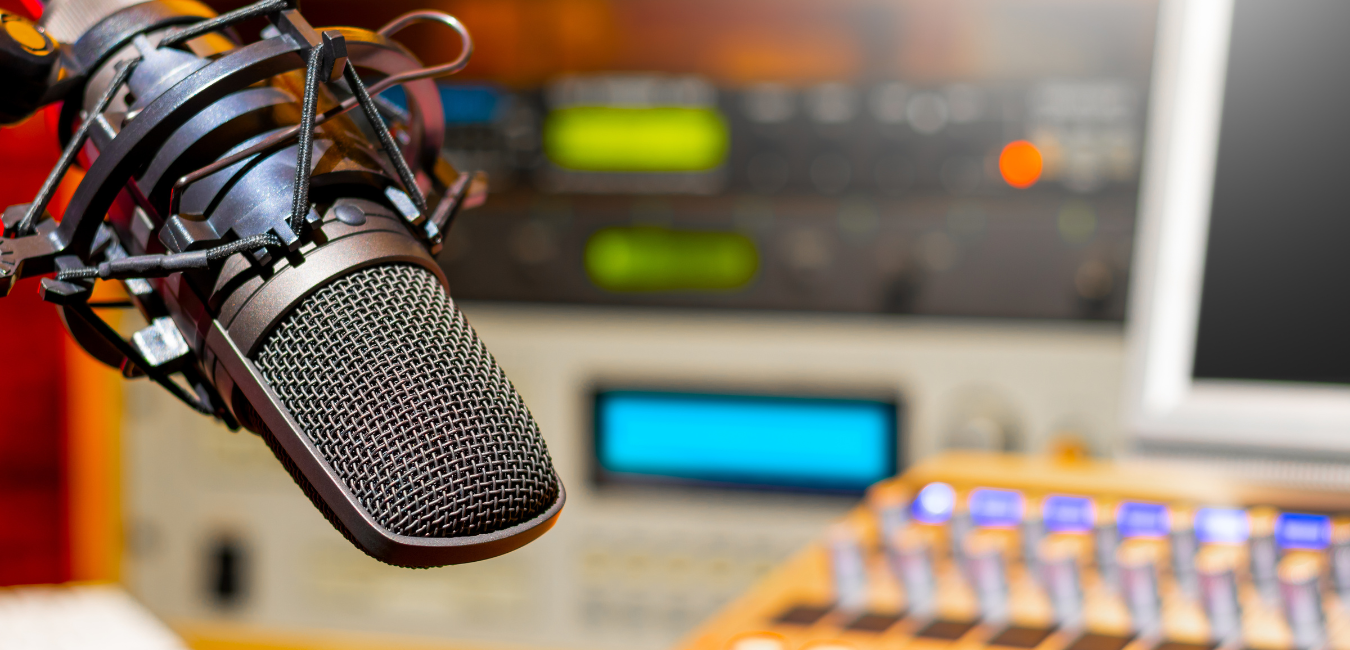 a picture of a microphone